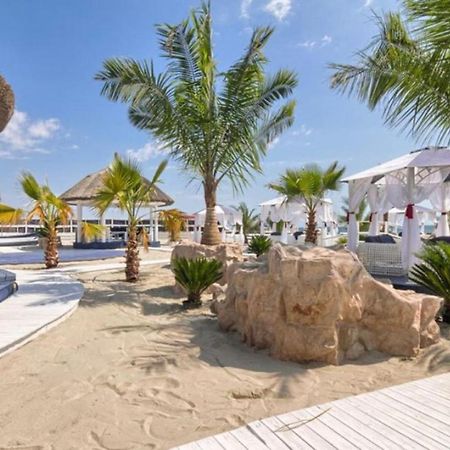 Velier Holiday Apartments Мамая Экстерьер фото