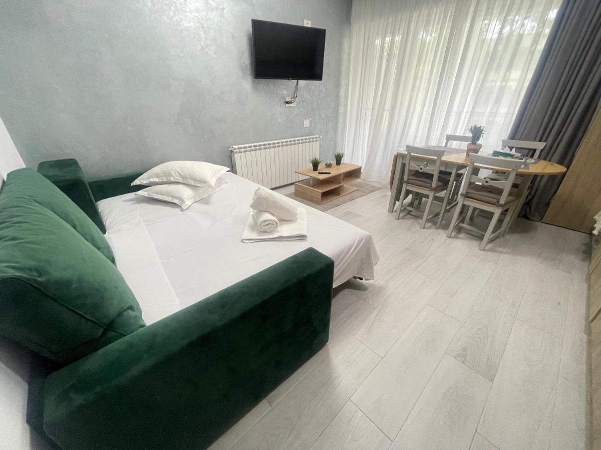 Velier Holiday Apartments Мамая Экстерьер фото