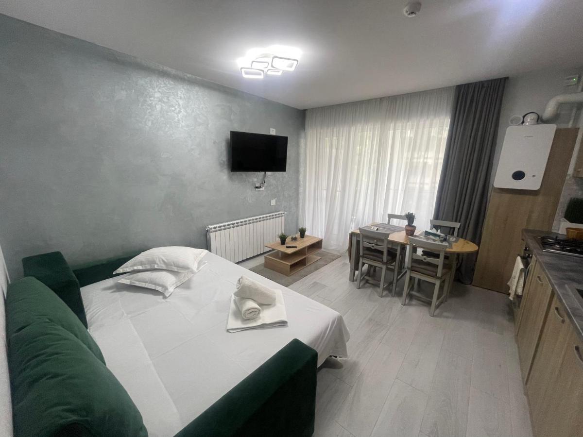 Velier Holiday Apartments Мамая Экстерьер фото
