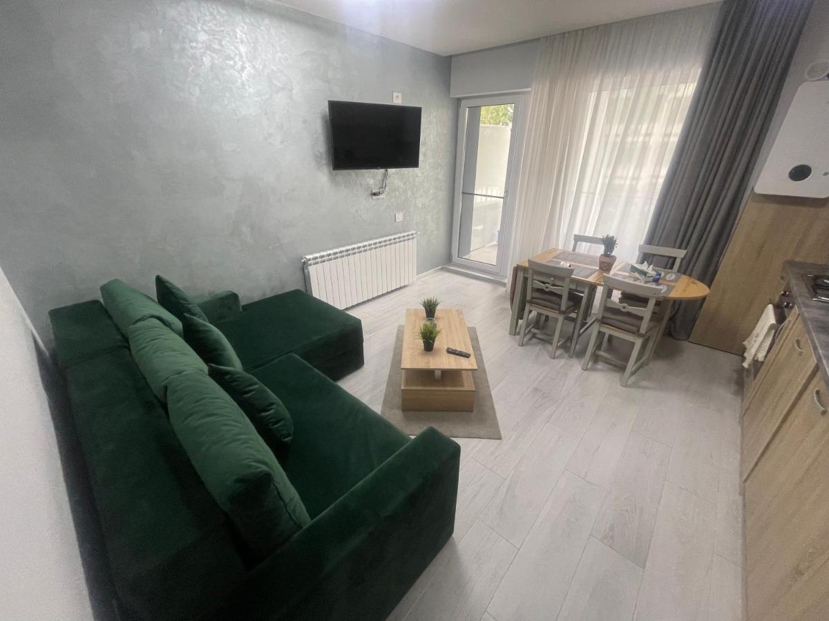 Velier Holiday Apartments Мамая Экстерьер фото